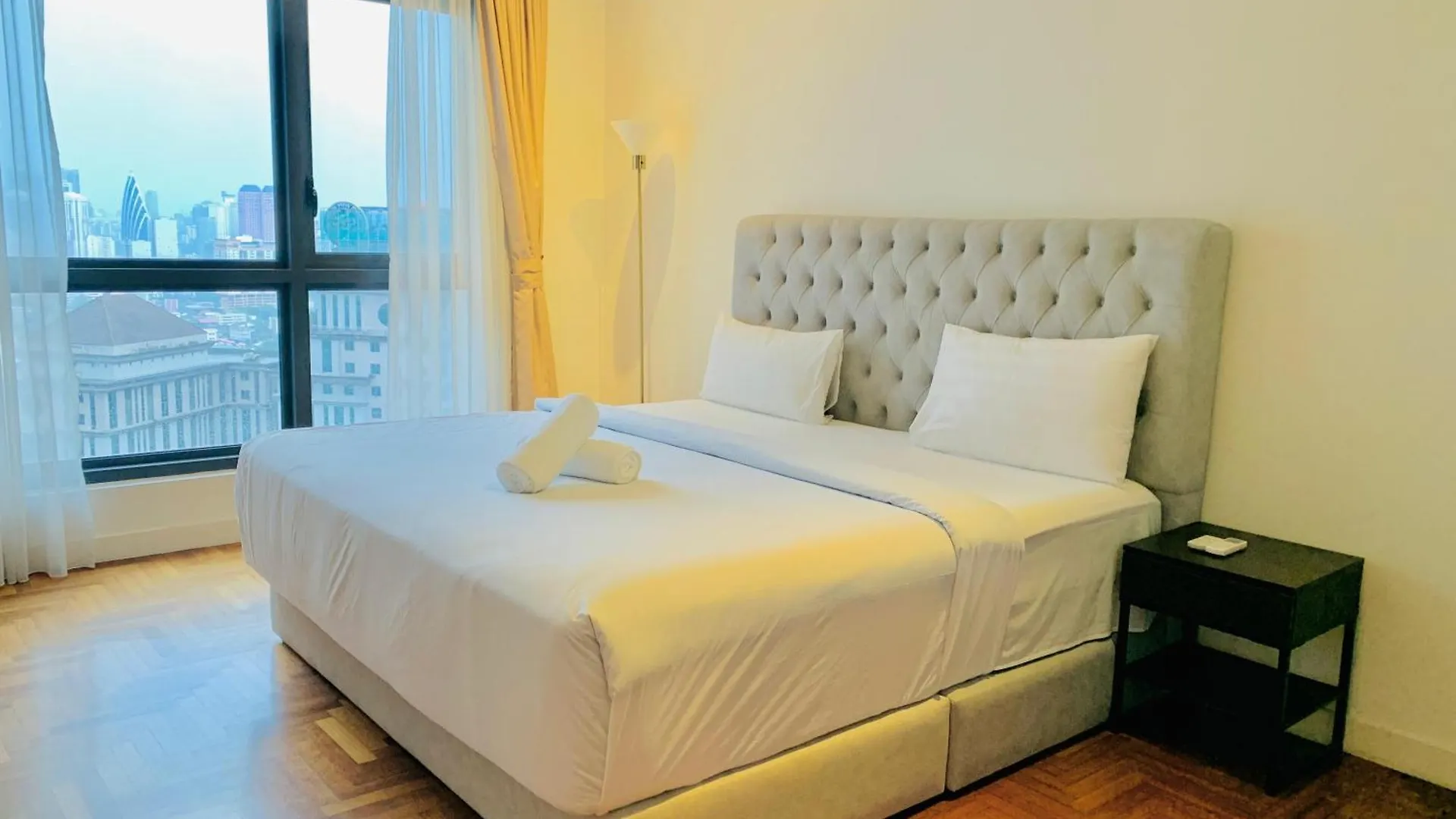 Klcc The Mews Lux Residences Kuala Lumpur Appartement